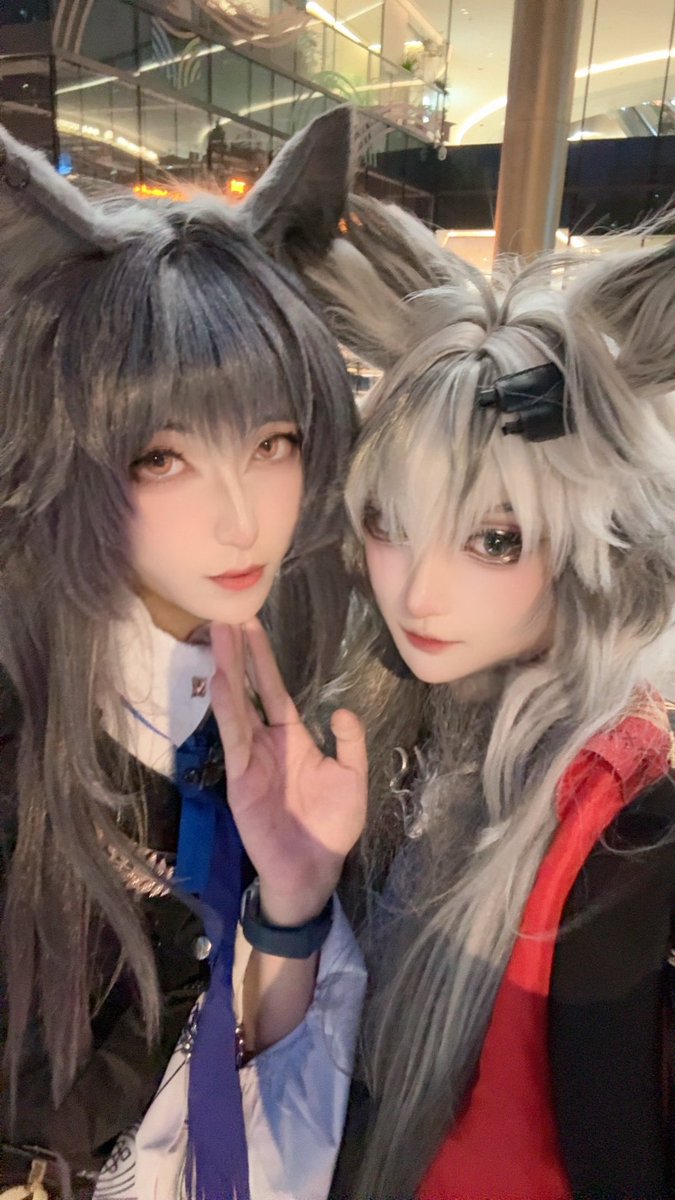 dogdog461892's tweet image. 双狼美少女贴贴（猜猜回酒店发生啥了
#男娘 #Texas #Lappland