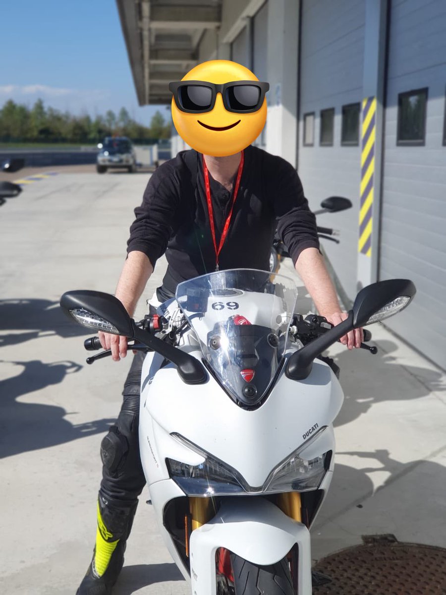 Хаїпøгрāфъ из Хаїфи SPQR tweet media