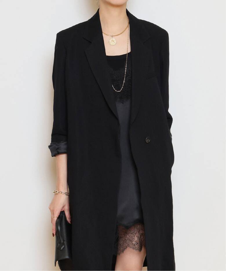 arichan403's tweet photo. Raspailのワンピースが可愛い〜。トータルコーディネート買いしたいけど、コートだけで13万円か🙂‍↕️ https://t.co/gj3WwkA0fx