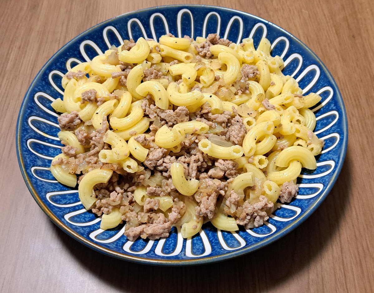 ヴァーニャ tweet media