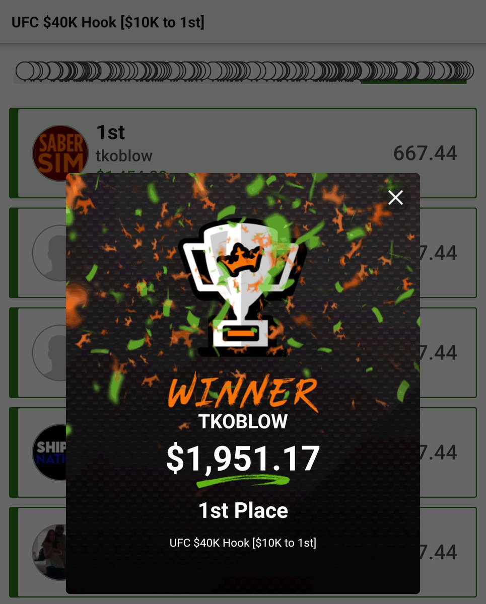 tkoblowdfs's tweet image. Another UFC #winnerscircle with @SaberSim last night.