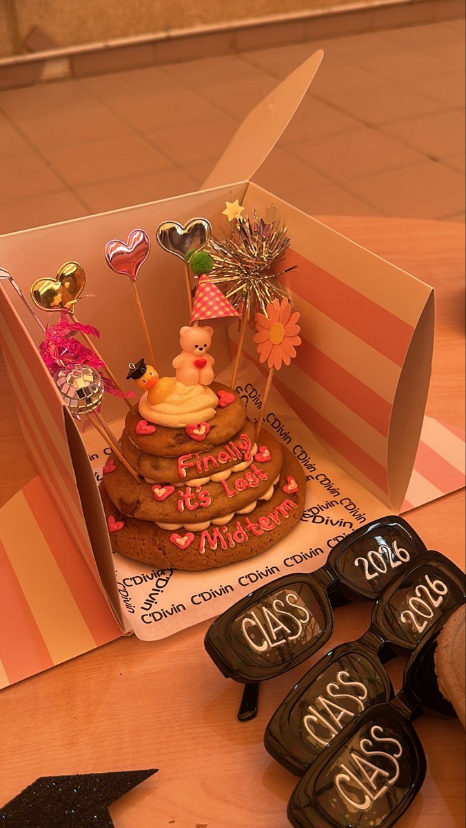 Falak⚕ tweet media