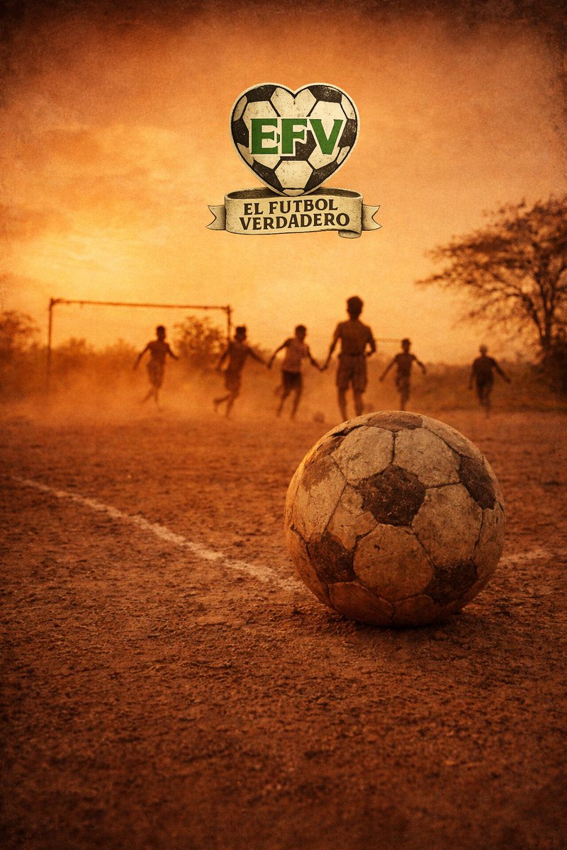 Futbolverdader2's tweet photo. Antes no había nada… solo pasión. ⚽
Polvo, barrio y sueños en cada jugada.
Ahí nació el fútbol de verdad.
#FutbolVerdadero #EFV https://t.co/kssnH4J6iL