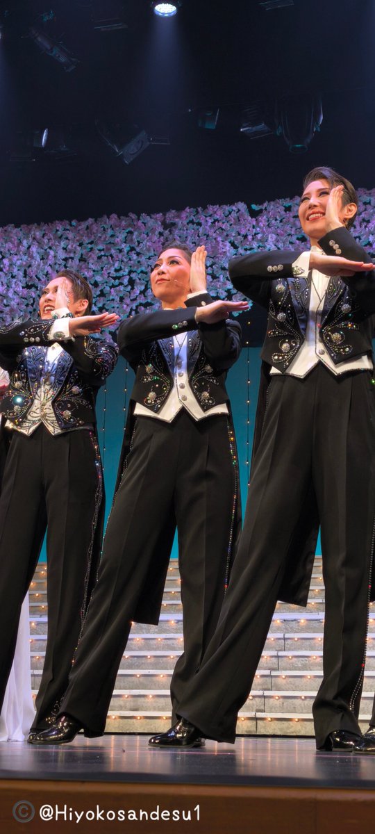 uii🪽ྀི tweet media