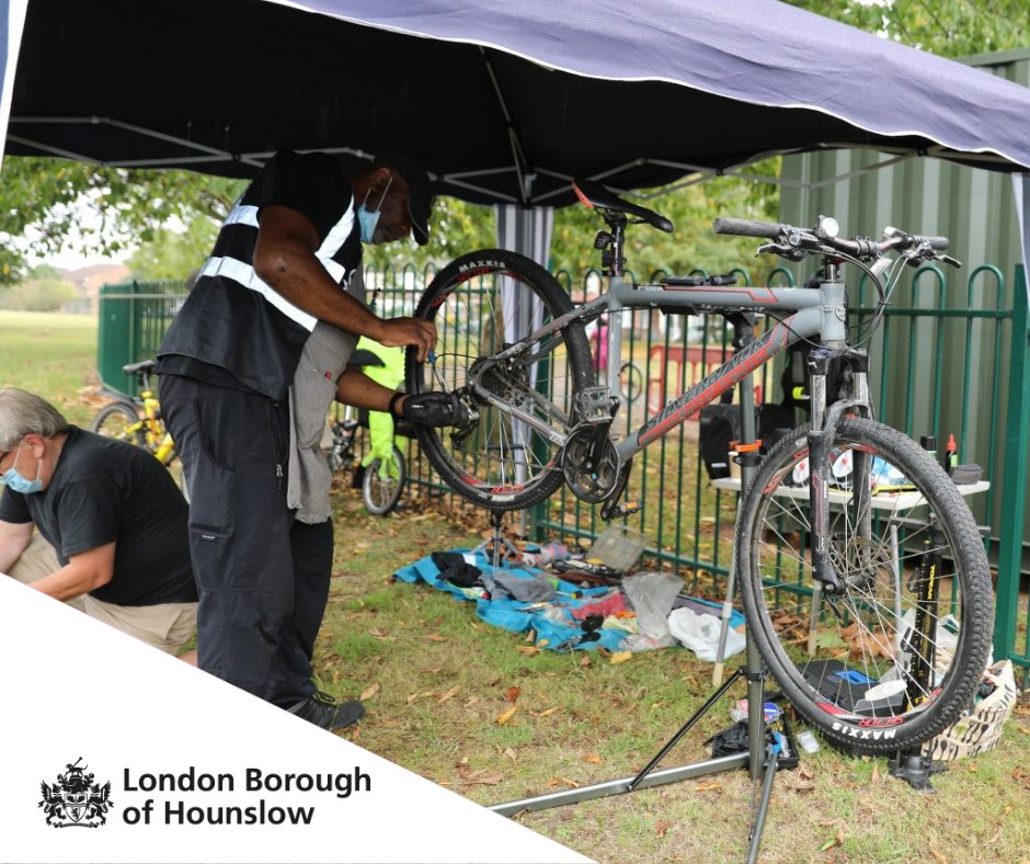 LBofHounslow's tweet image. The Dr Bike team will be offering FREE bike check-ups and repairs at Lampton Park's Cycling Hub in Hounslow next Saturday (18 April) from 9.30am to 11.30am.

For more information, visit hounslow.gov.uk/transport-traf… #cycling #cyclinglife