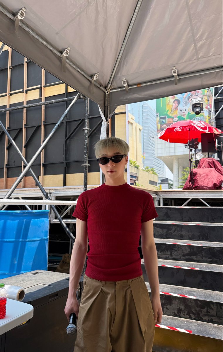 ดาวตกหุ่นยนต์แบตน้อย tweet media