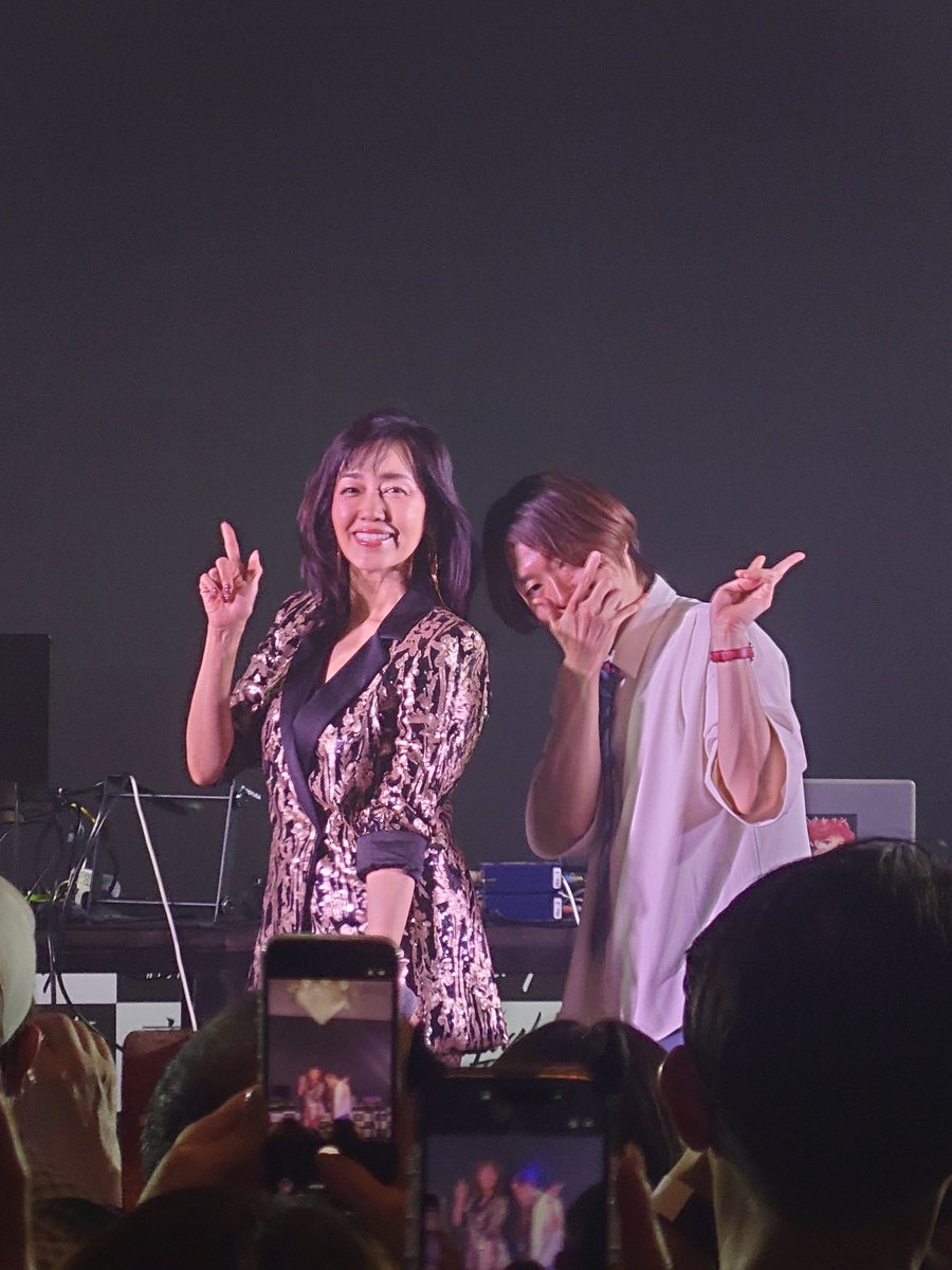 horiexile's tweet image. こんな至近距離で早見優さんの生歌聴けるイベント最高すぎんけ？😍
#早見優
#昭和グルーヴナイト
#Nighttempo