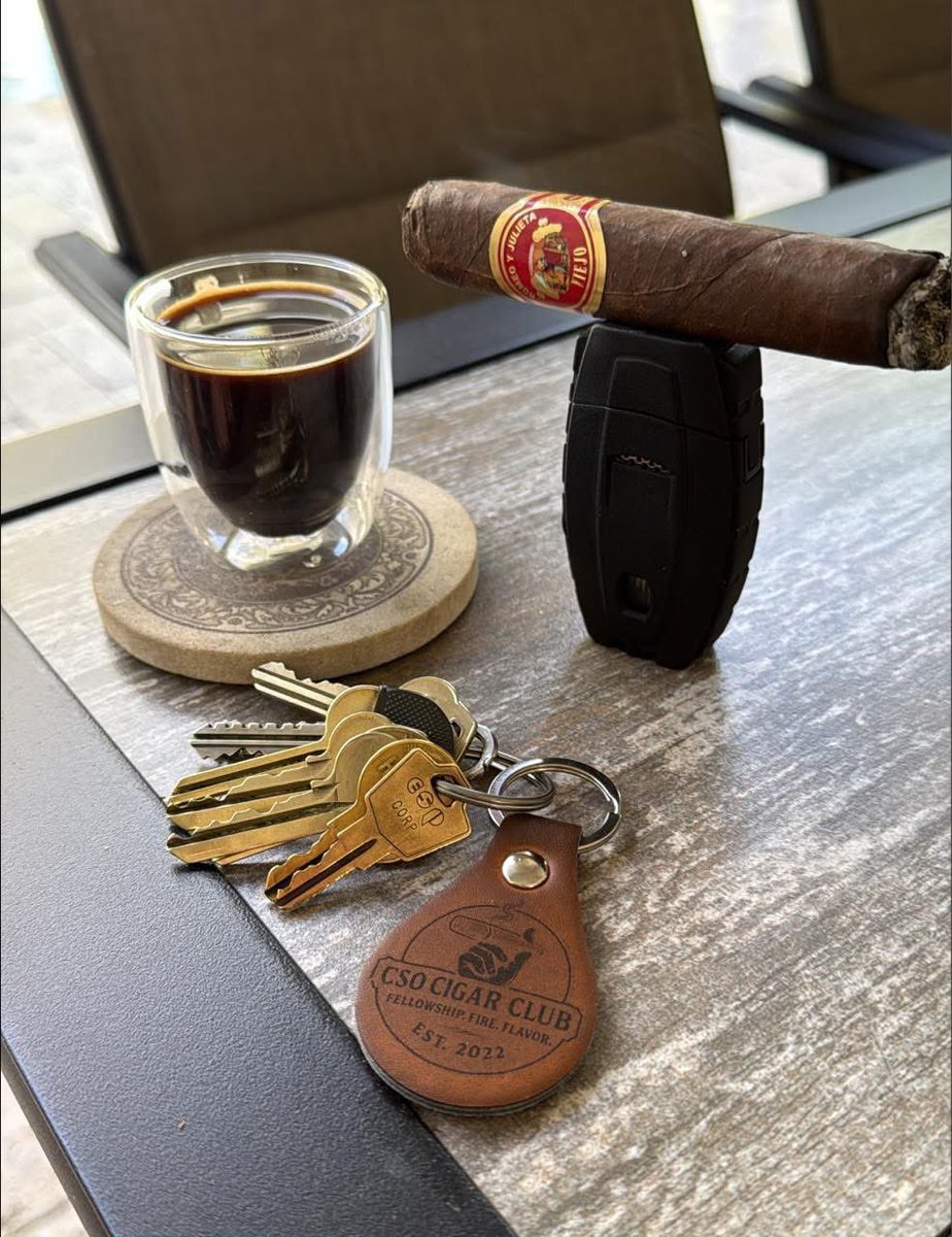 CSOCigarClub's tweet photo. Quiet Sunday morning, espresso and a Romeo y Julieta Viejo in hand—just being present and grateful.  #cigars https://t.co/XdbAxs1EnO