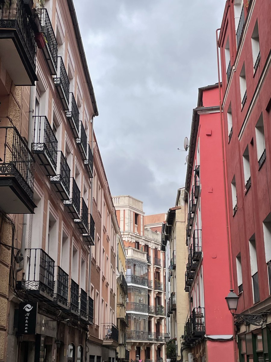 cris_guzz's tweet photo. Madrid https://t.co/jjmOvNK1gy