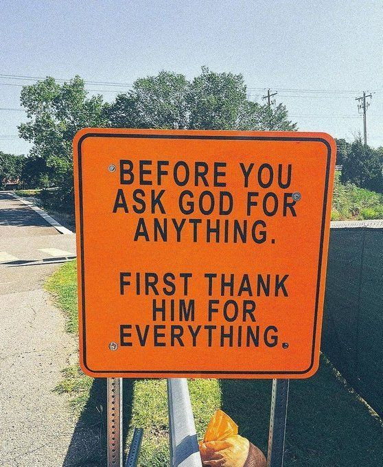 JesusSavesUs777's tweet image. #SundayMotivation