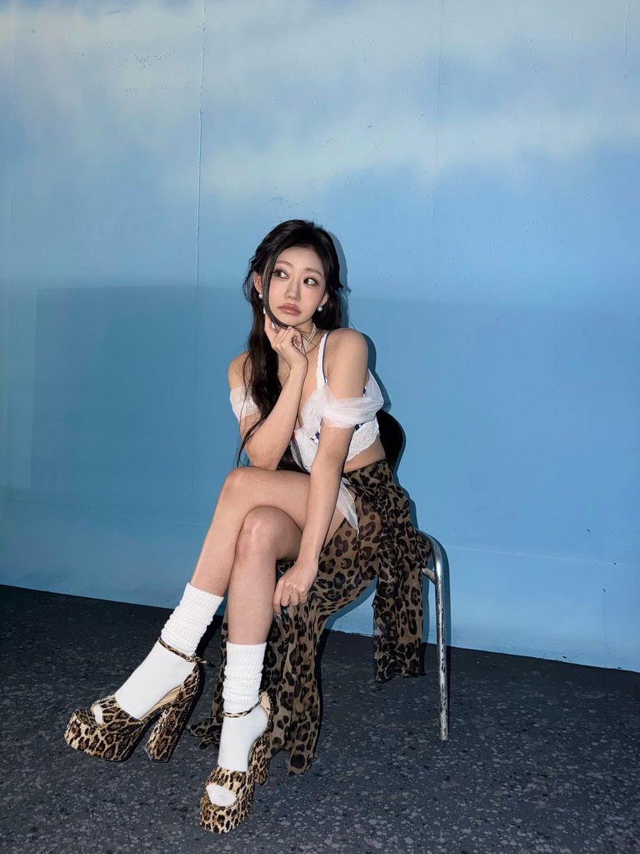 🌟JulieWhitASun💫 tweet media