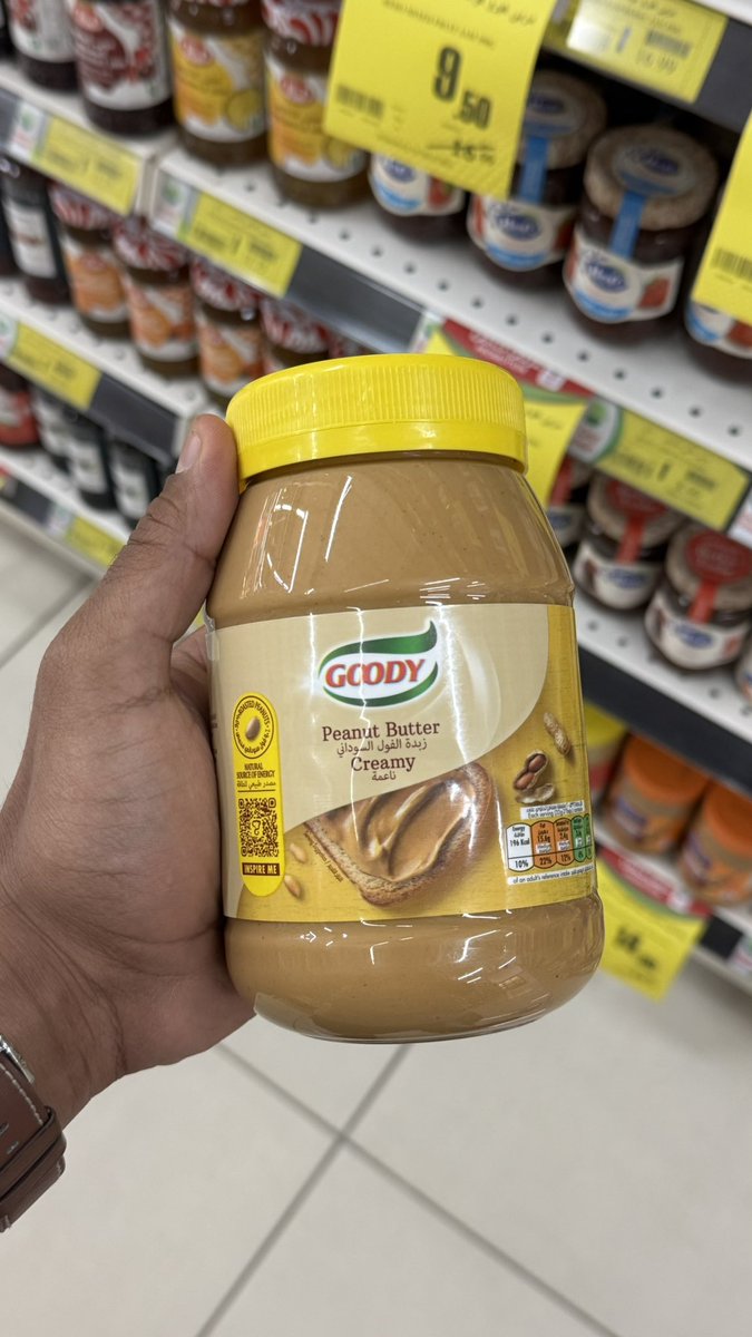 عزيز tweet media