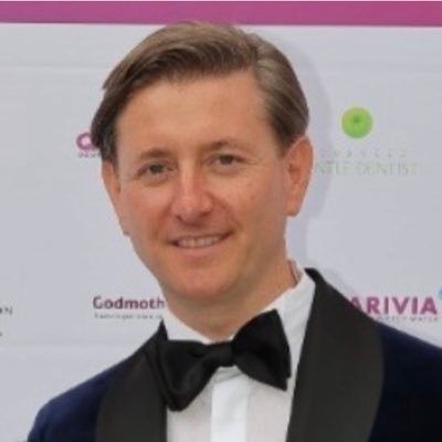 ContactSlinger's tweet photo. @ice_blockchain All victims should direct their anger at him! → @mikecostache He is the chairman and investor of the fraud ring. Don't worry, even if @ice_z3us runs away, you won't escape. The anger of countless victims has been ignited, and you won't get away unscathed! https://t.co/Q3LZk1pcjp