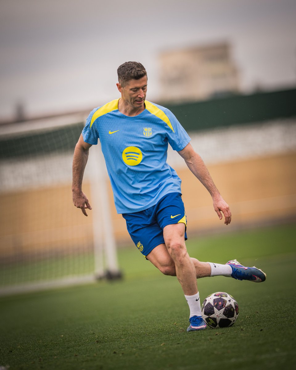 FC Barcelona tweet media