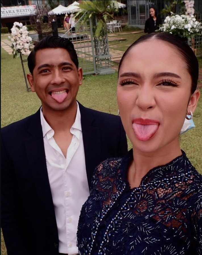 𝐚𝐳𝐳𝐚 tweet media