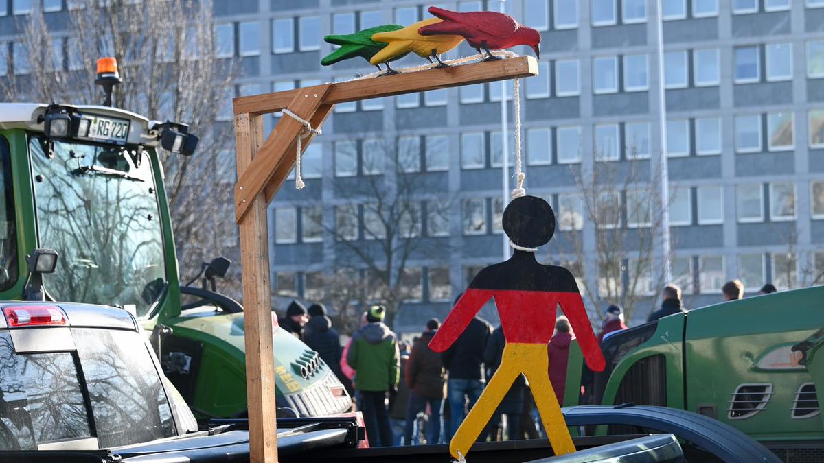 Flood 🇪🇺 With Facts tweet media