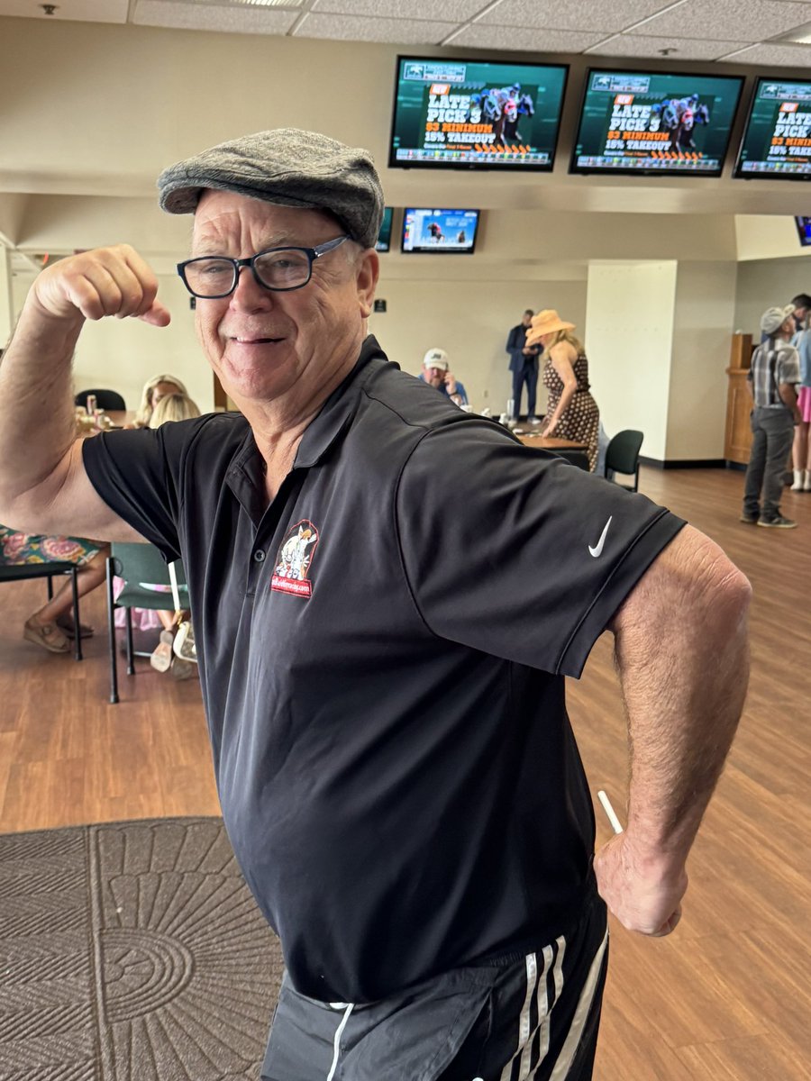 Dr Keeneland Dan tweet media