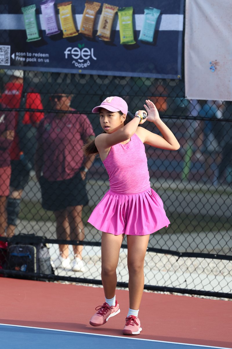 usopenpicklebal's tweet image. Day two at the US Open and the energy just keeps building 🔥

#usopenpickleball #daytwo #pickleballlife #naplesflorida #thebiggestpickleballpartyintheworld