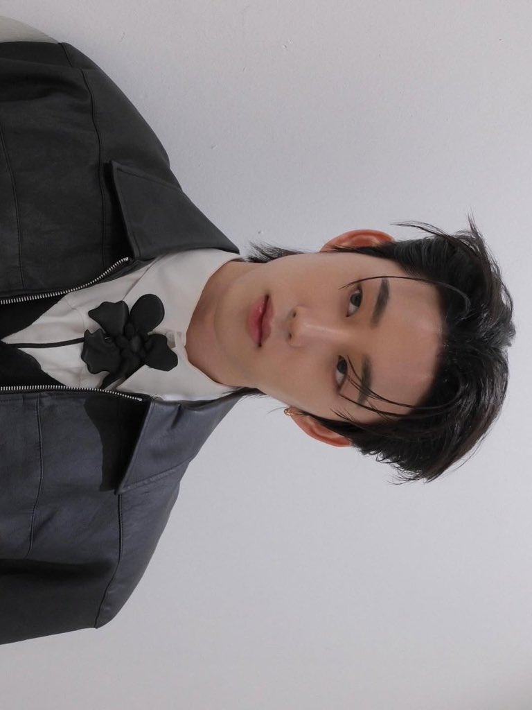 WEofficialTH's tweet image. 120426 | Instagram Update 

📸 tispky.pp : 

PAPA EST WESLEY TIME

#InfinityMedicalClinicxEST
#est_rvp  #WESLEY
#WEofficialTH