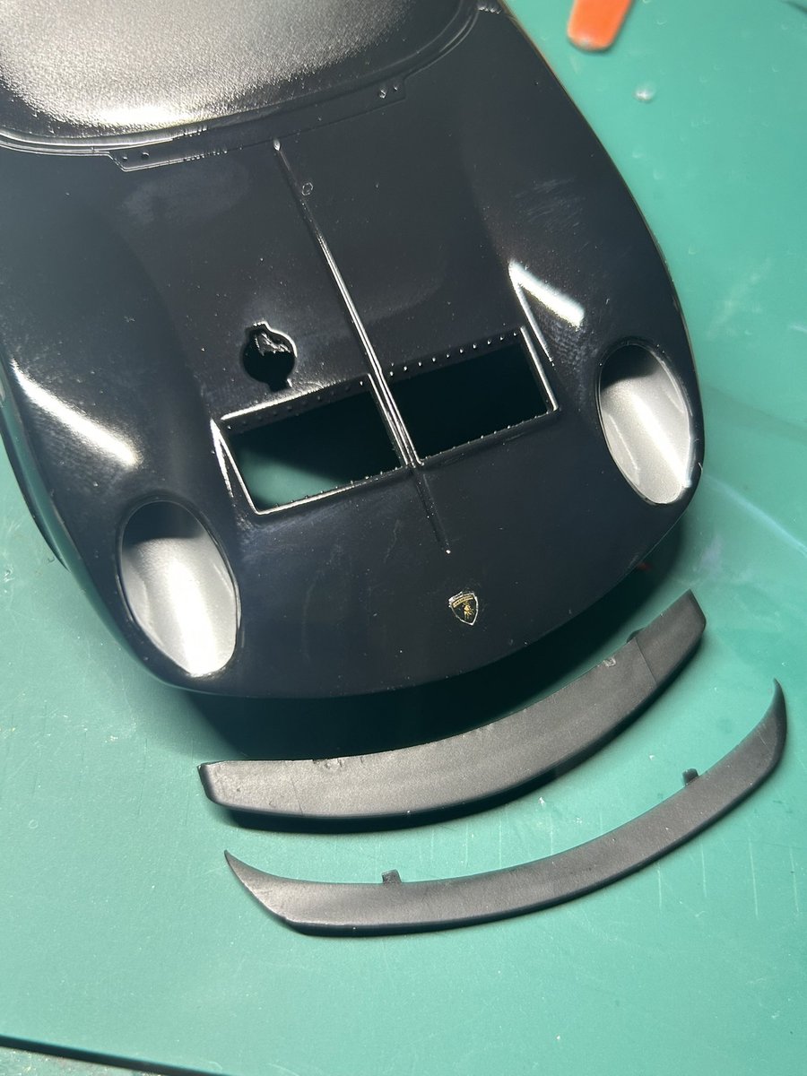 春野 十字架 tweet media