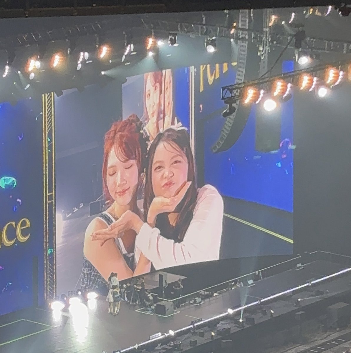 𝘮𝘰𝘬𝘢 tweet media