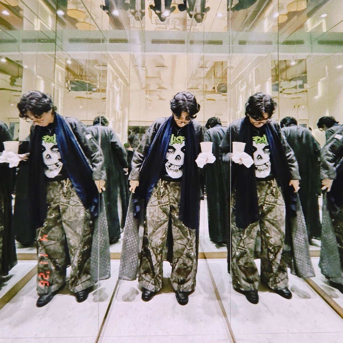 seigfried0_0's tweet image. #YOLO