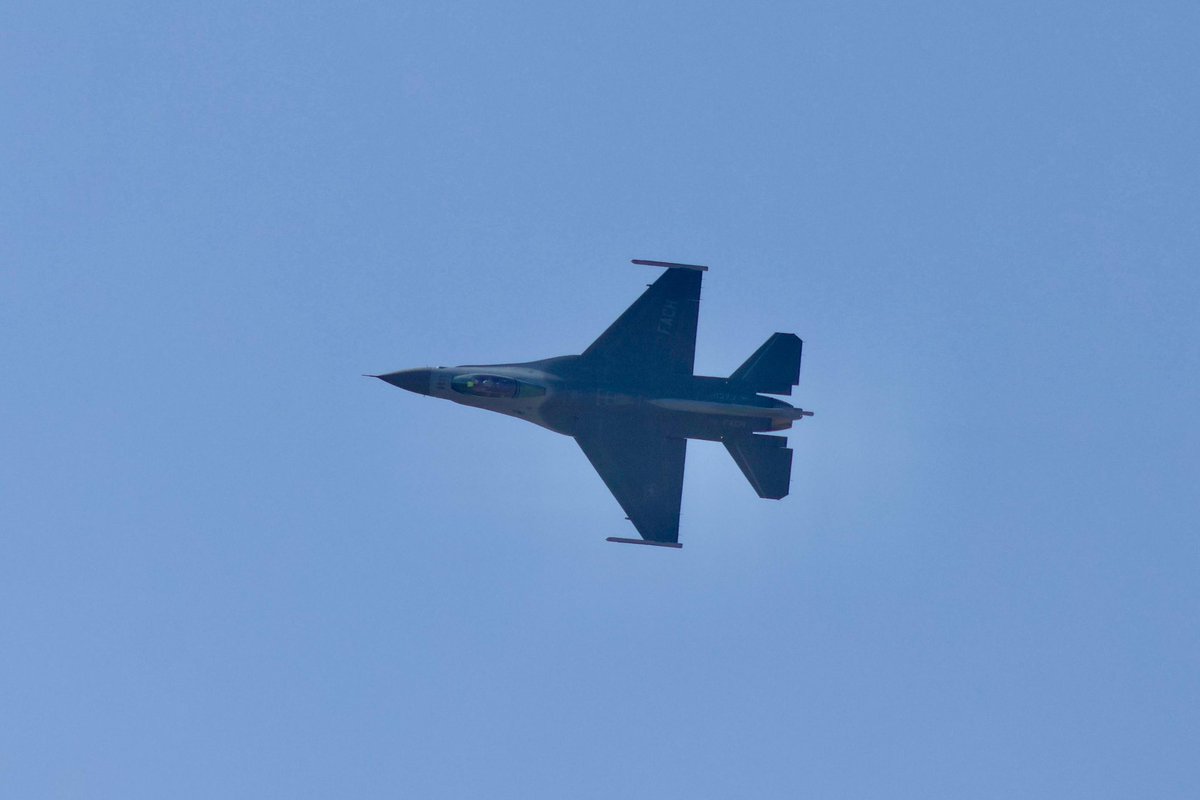 Fuerza Aérea de Chile tweet media