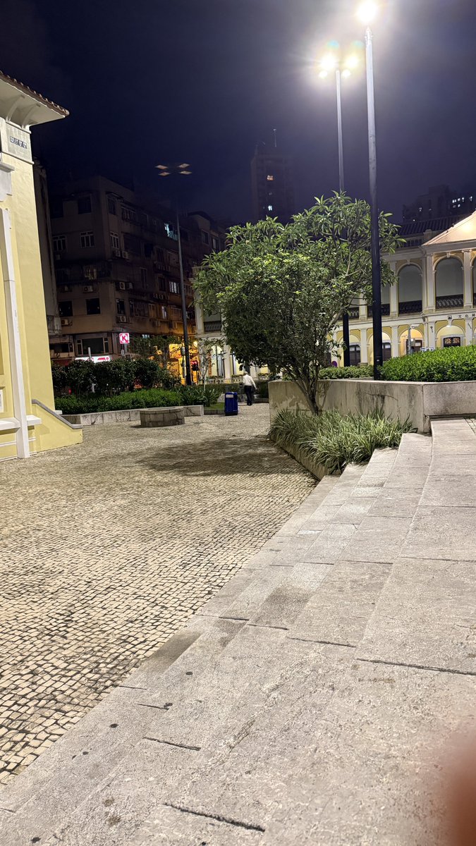 正傅Desmond tweet media