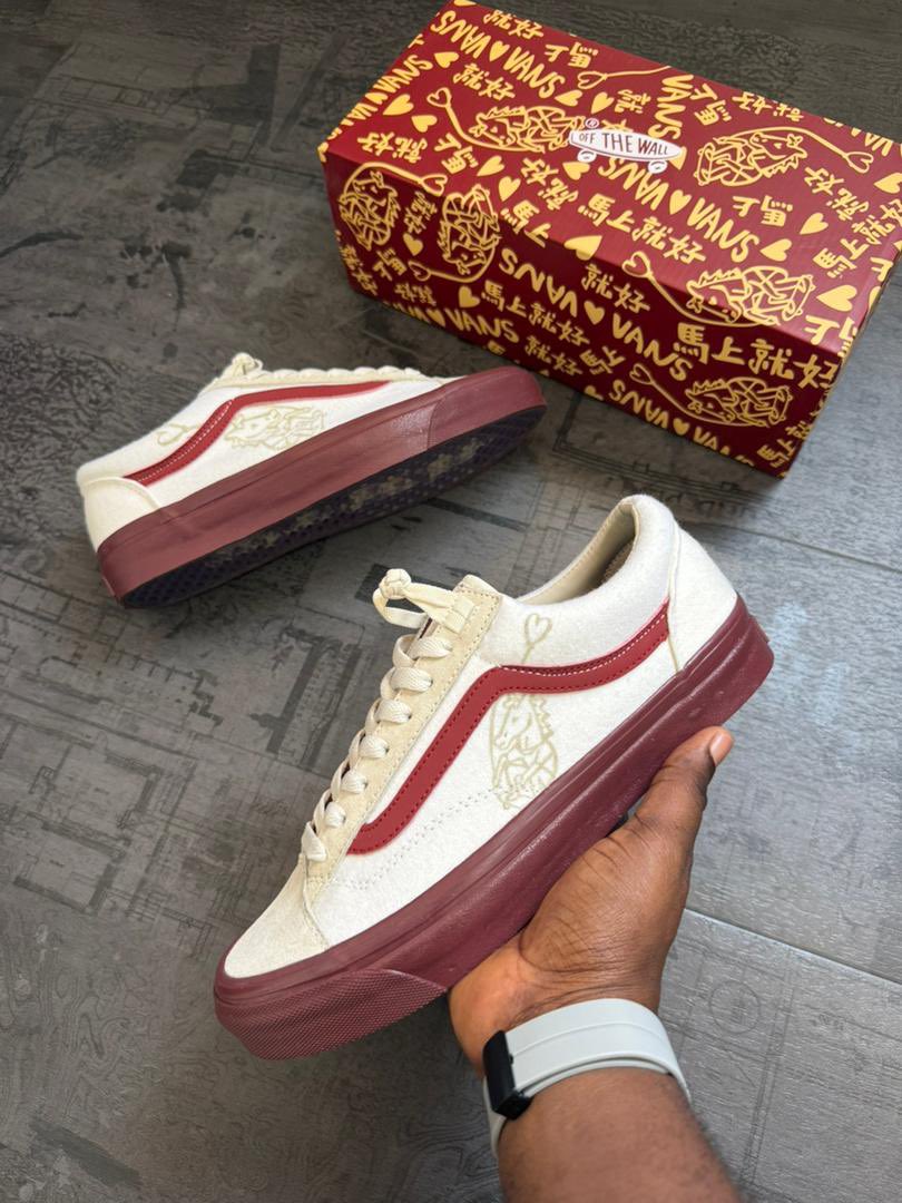 big watch & vans bro. tweet media