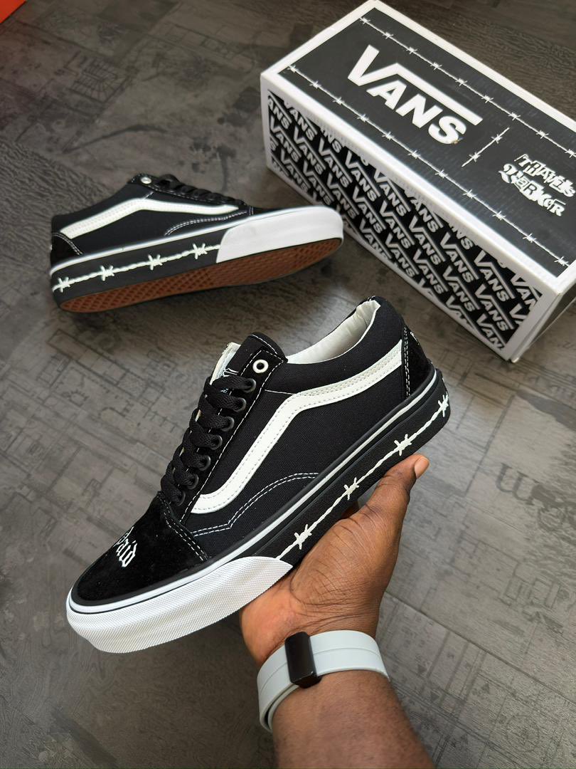 big watch & vans bro. tweet media