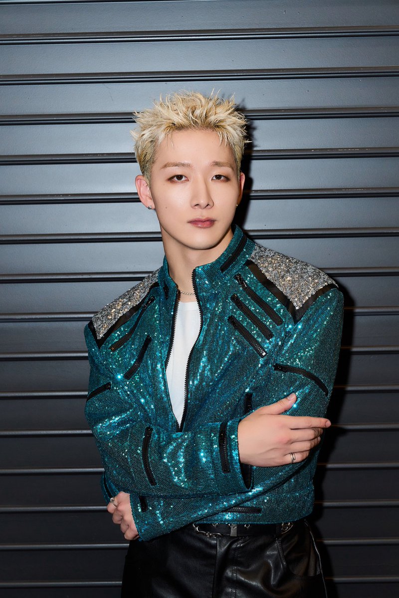 tjbb_'s tweet image. #マイナビpresentsThePerformance
@performance__pr 

#KOTA (Vocal)

#SHOW (Performer)リーダー👑
instagram.com/lilshowww?igsh…

▼見逃し配信はこちら
abema.go.link/39Ee6

┈┈┈
🎧 SETLIST PLAYLIST
tjbb.lnk.to/DGiGEb

🚀#これがTJBBです 
bio.to/TJBB_performan…

🪩 LIVE TOUR 2026