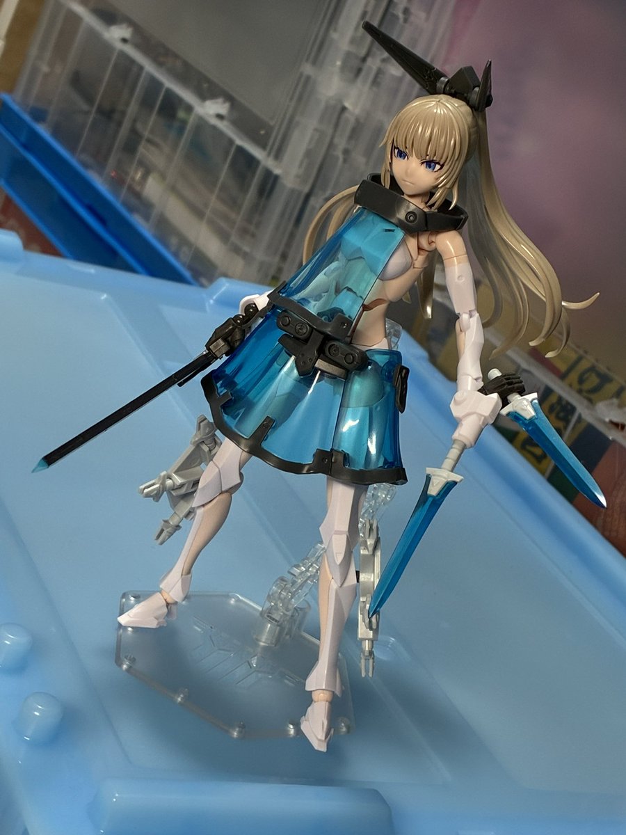 ユーリダイン(YuriiDyne) tweet media