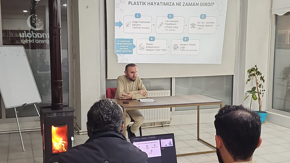 sivasdanismend's tweet photo. Düşünce Okulunda bu hafta Prof. Dr. Fatih Törnük Hocayla "Plastik Ambalajlarda Gizli Misafir: Mikroplastikler" konusunu konuştuk. Hocamıza ve katılımcılara teşekkür ederiz.

@aobsivas
@anadoluogrenciklb
#danişmendderneği #sivas https://t.co/FbImkjnrUZ