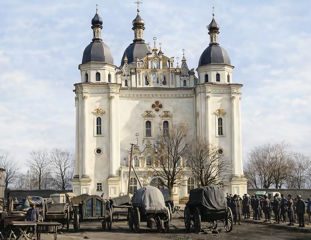 Victoria tweet media