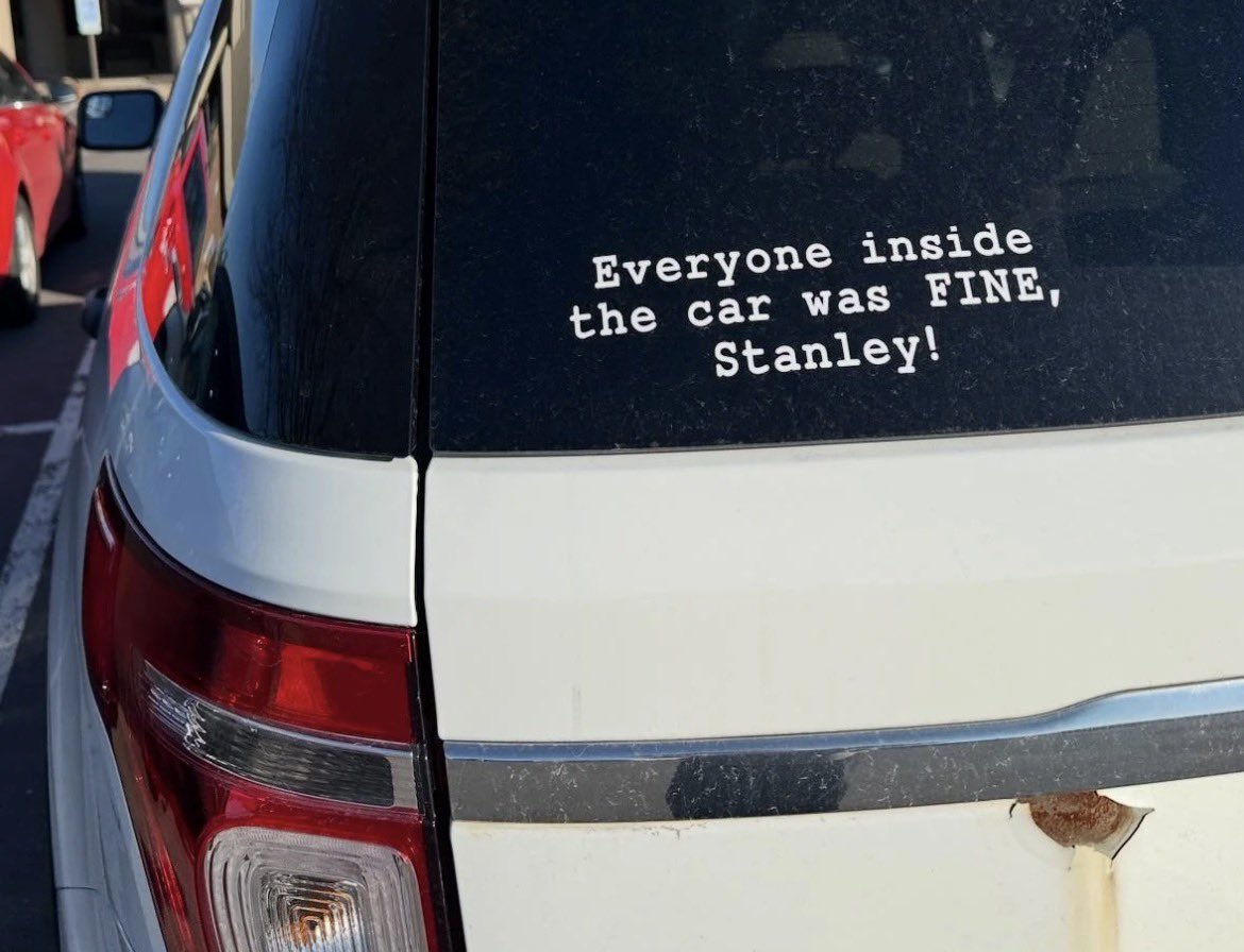 Dunder Mifflin tweet media