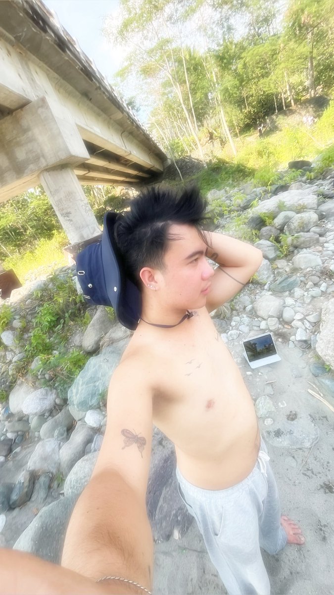 Its_Me_Ionne's tweet photo. Sarap maligo sa sapa🏞️
#alterdavaocity
#NatureTrip https://t.co/DuvMUtrdu7