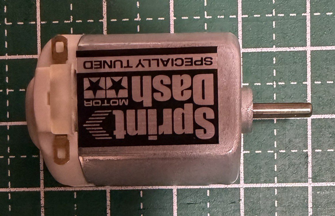 DOZ@エモン tweet media