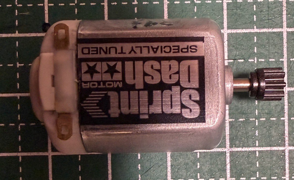 DOZ@エモン tweet media