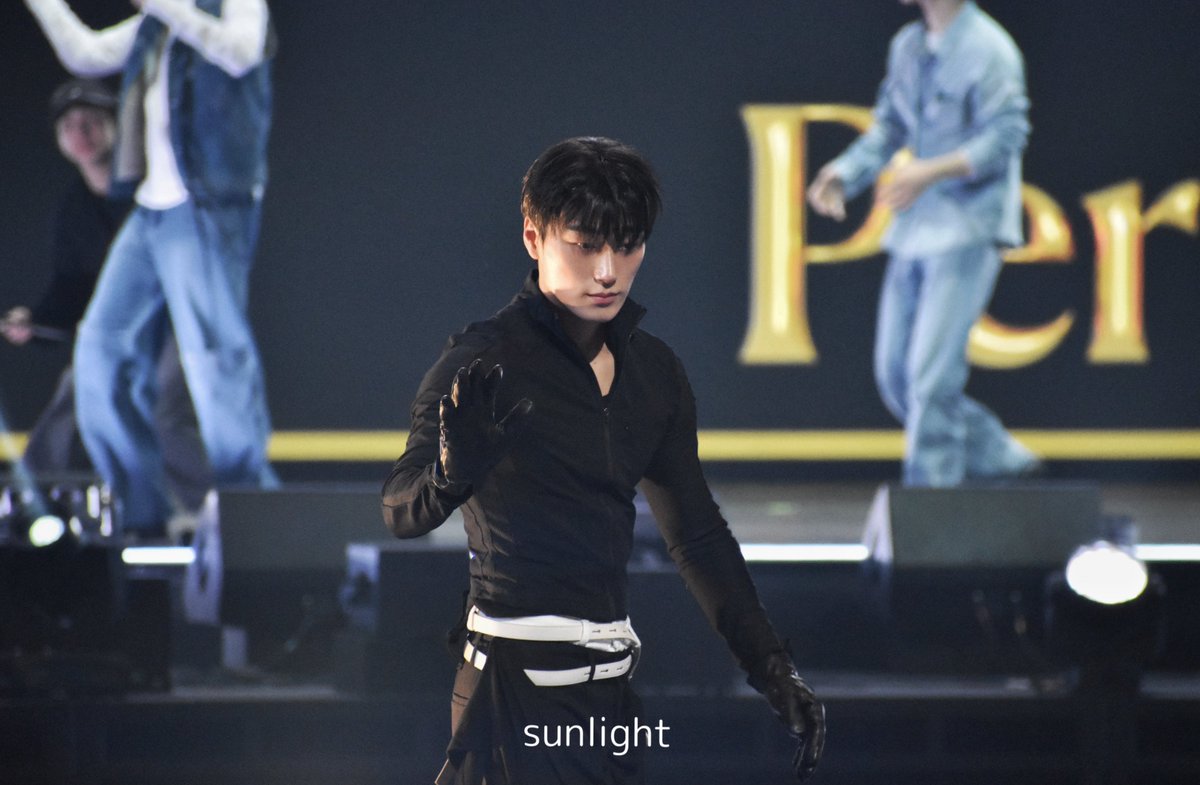 sunlight tweet media