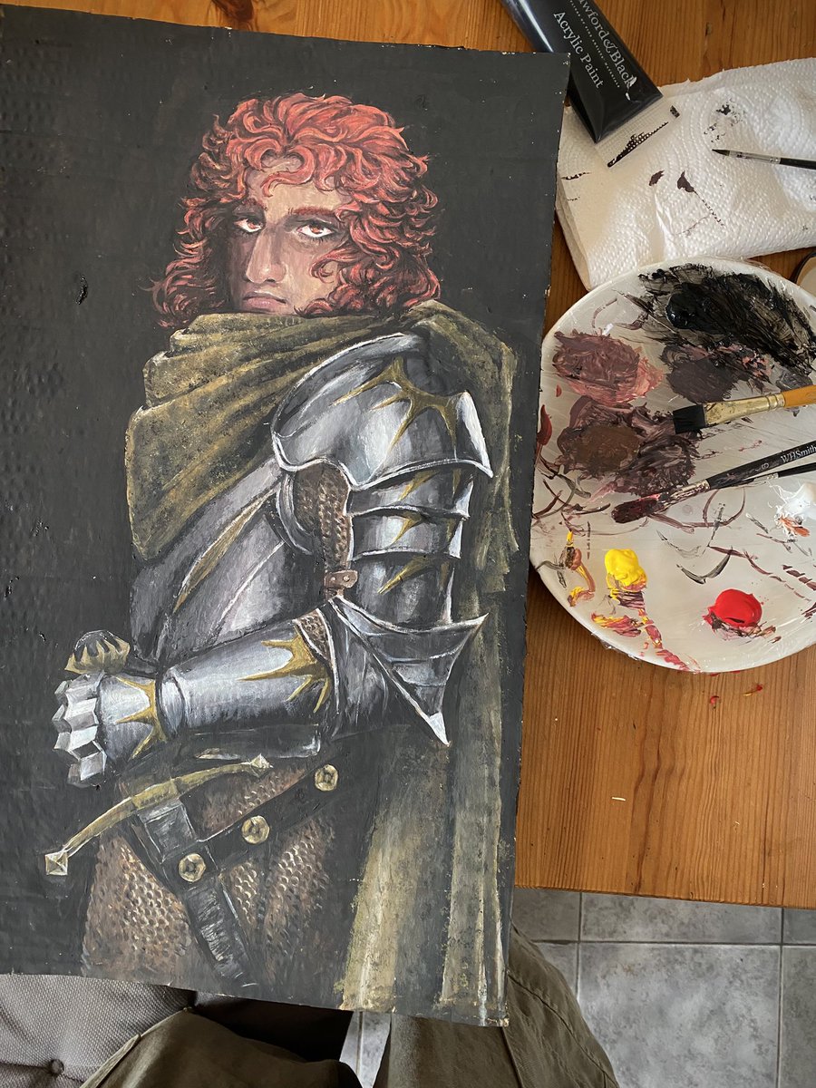 lasagnecore's tweet photo. knight on cardboard https://t.co/mizaMaUsd8