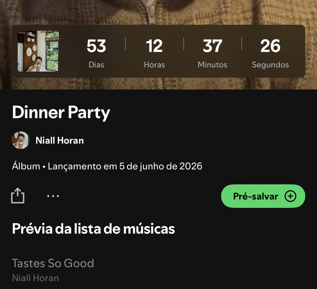 Fonte Anitta tweet media