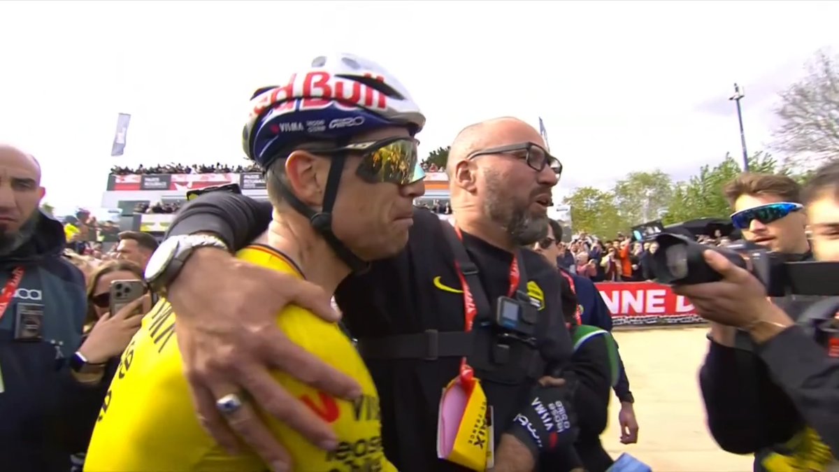 Le Gruppetto tweet media