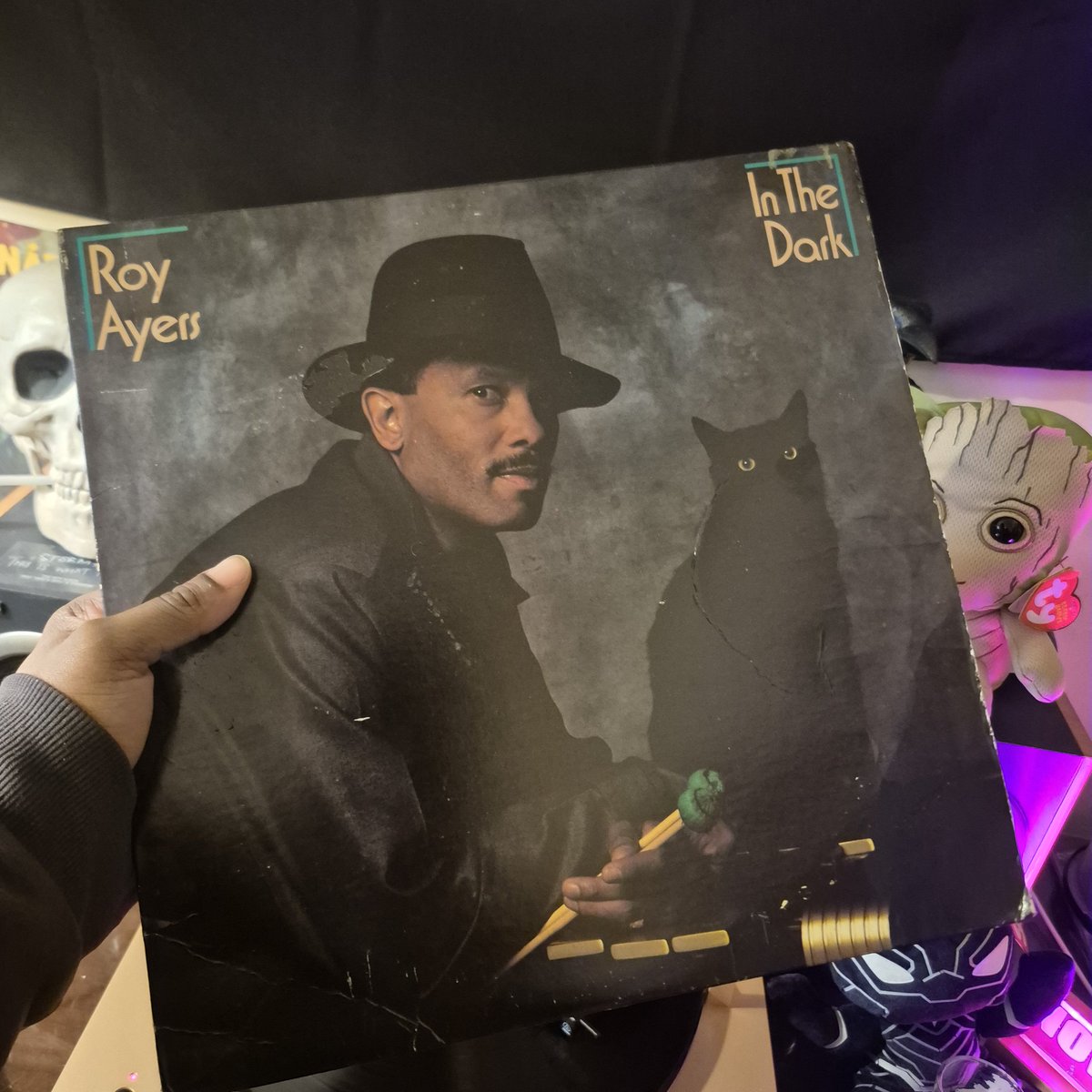 beyondbinary91's tweet image. #NowSpinning: In The Dark by Roy Ayers (Vintage Copy) #InTheDark #RoyAyers #VinylCollector #OnMyTurntable #VinylCommunity #VinylCollection #VinylEnthusiast #Records #Jazz #Fusion #BlackClassicalMusic