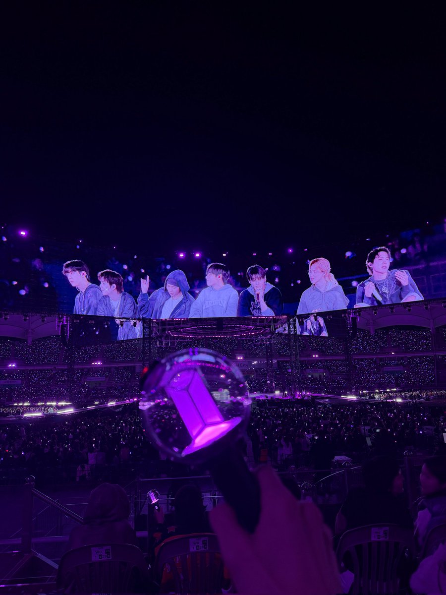 gigi gojo 🪭 tweet media