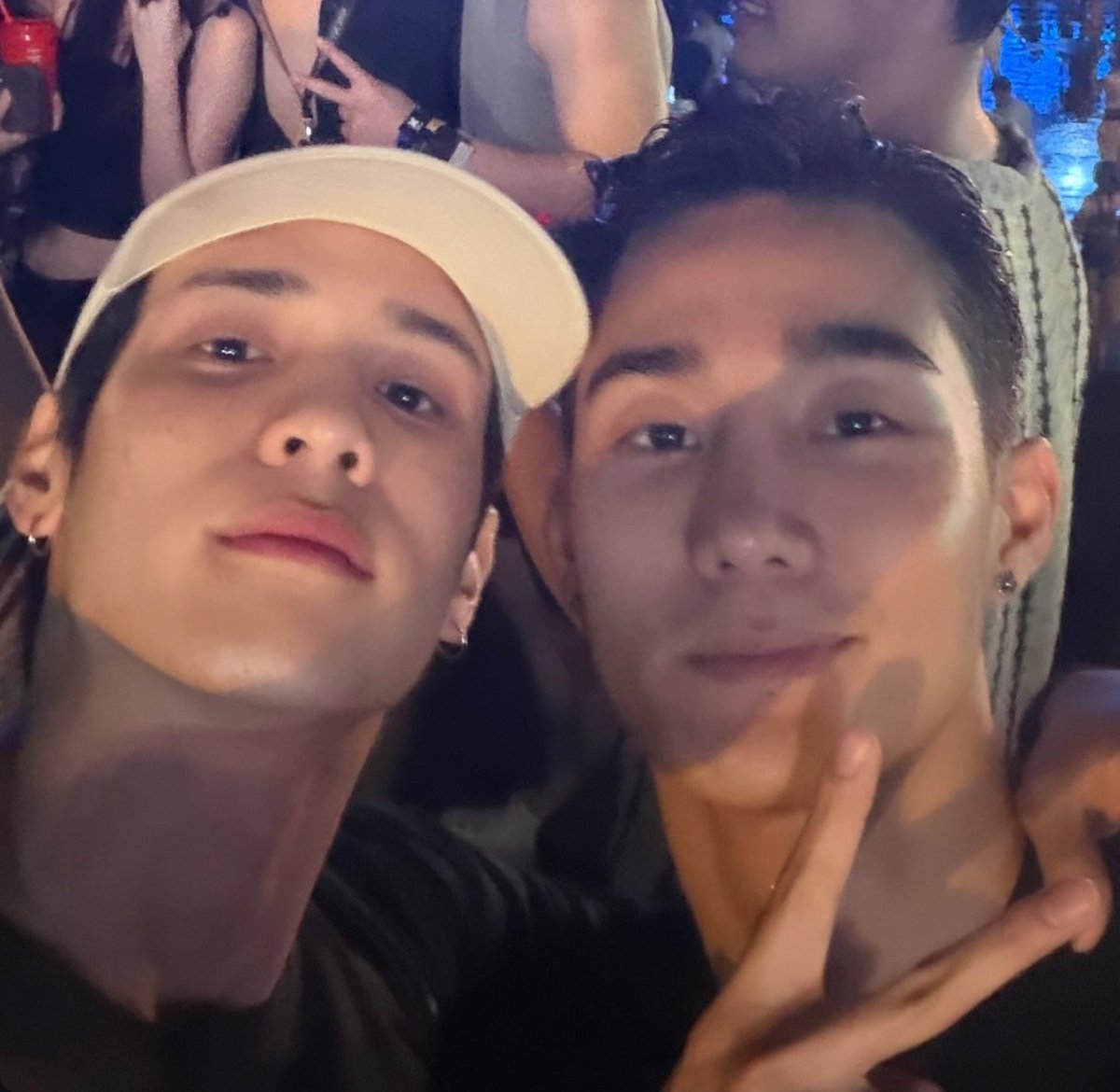 𐙚◟imnamepat 🧸♡ tweet media