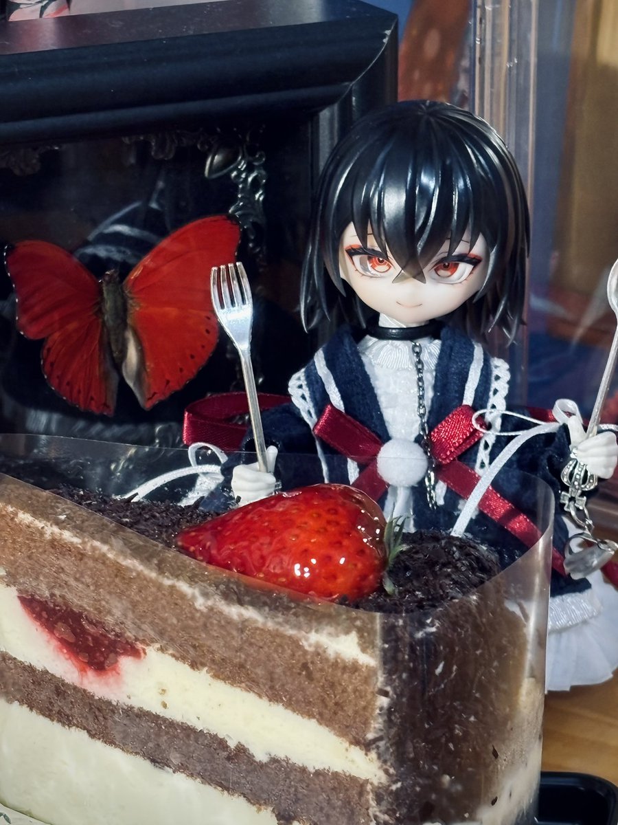 蛋糕…｡･ﾟ･꒰՞o̴̶̷̤ᾥo̴̶̷̤՞꒱･ﾟ･｡