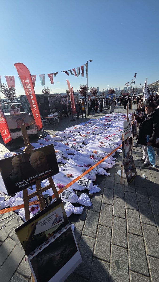 Üsküdar- Meydan

“İsrail laftan anlamaz!”
Prof. Dr. Necmettin Erbakan