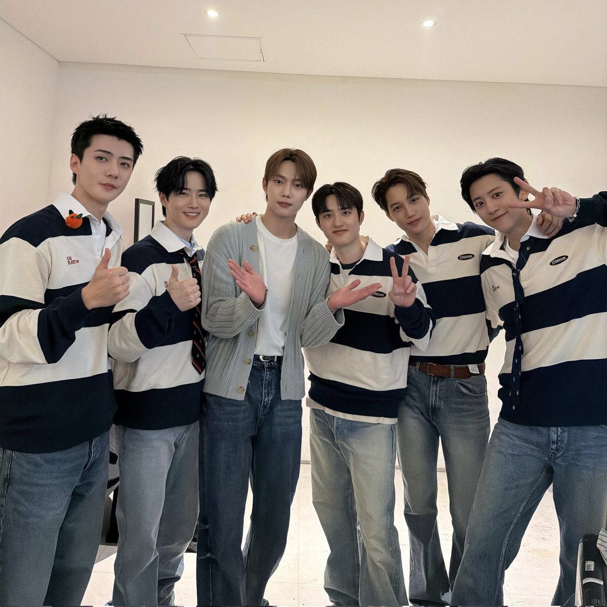 SEHUN tweet media