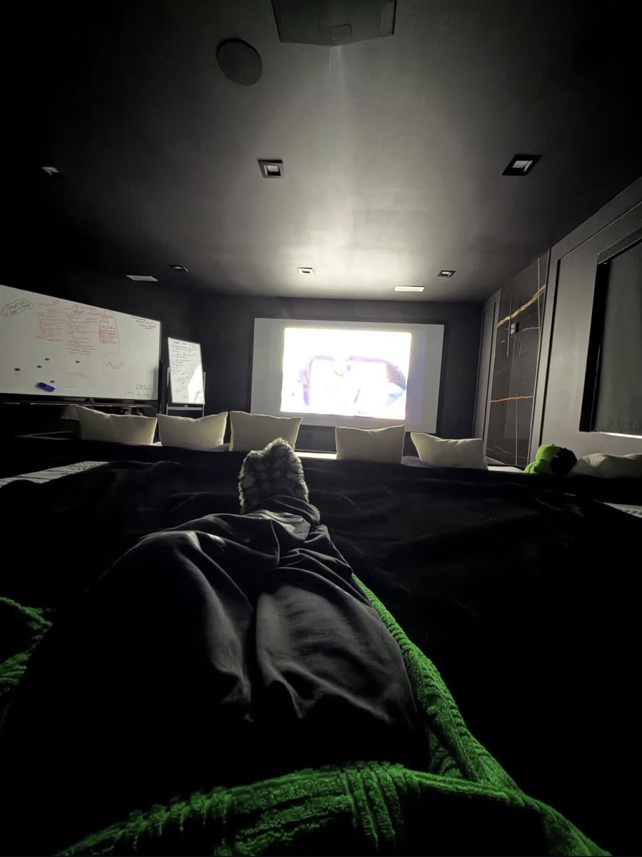 𝐋𝐔𝐌𝐀™ tweet media