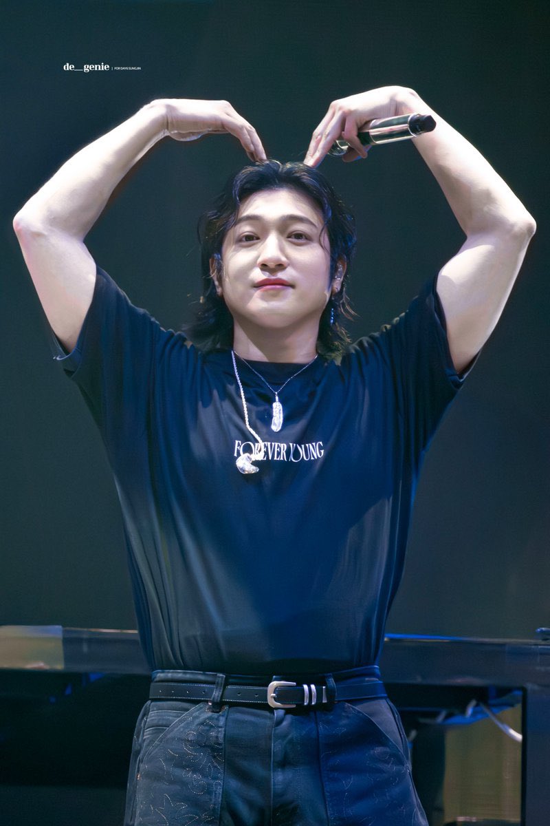 내 쿠티쁘띠곰돌이 성진아 많이 사랑해
그리고 많이 보고싶어
잘 지내고 있길 바라